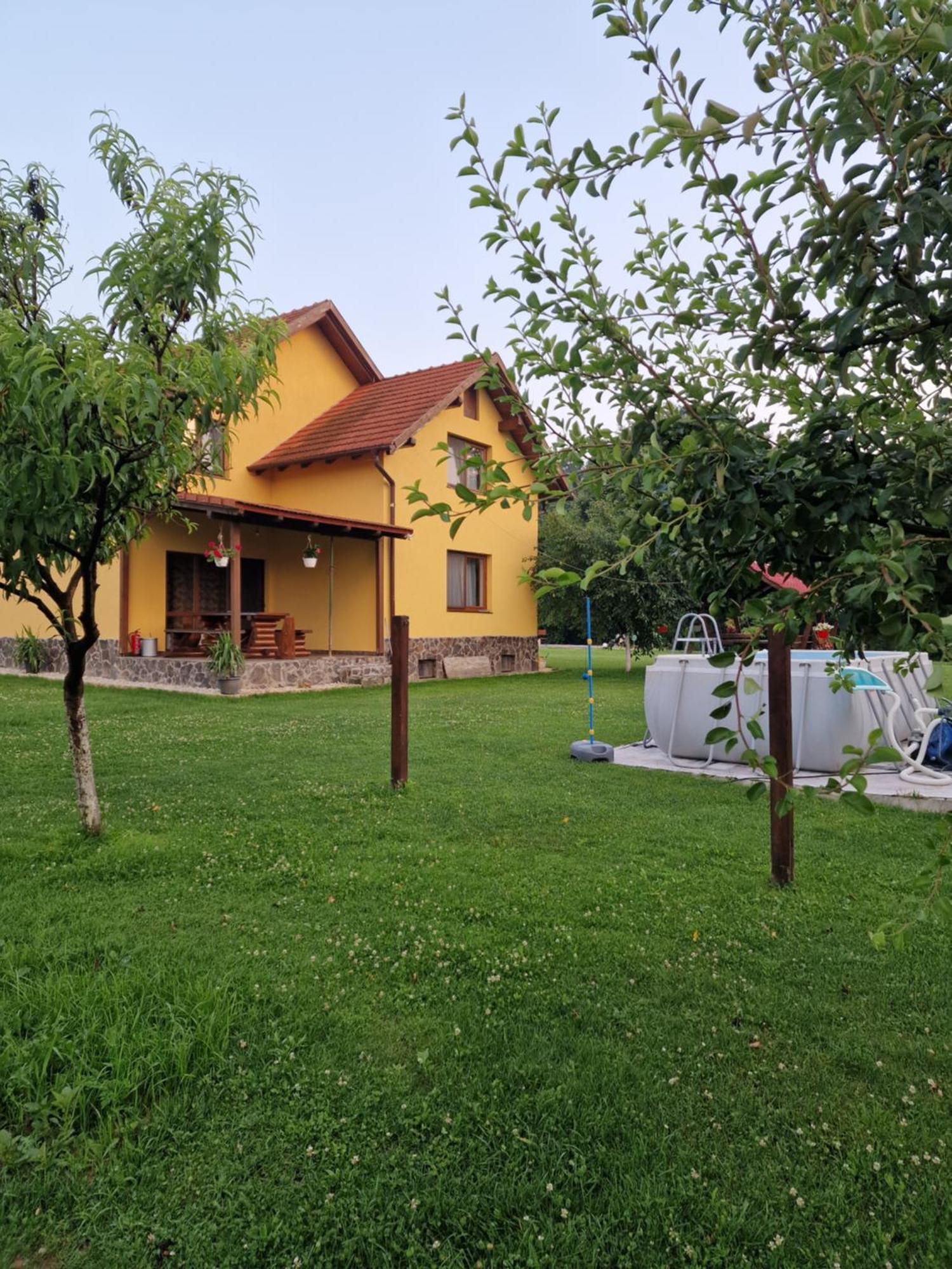 Casa Maya Săsciori Екстериор снимка