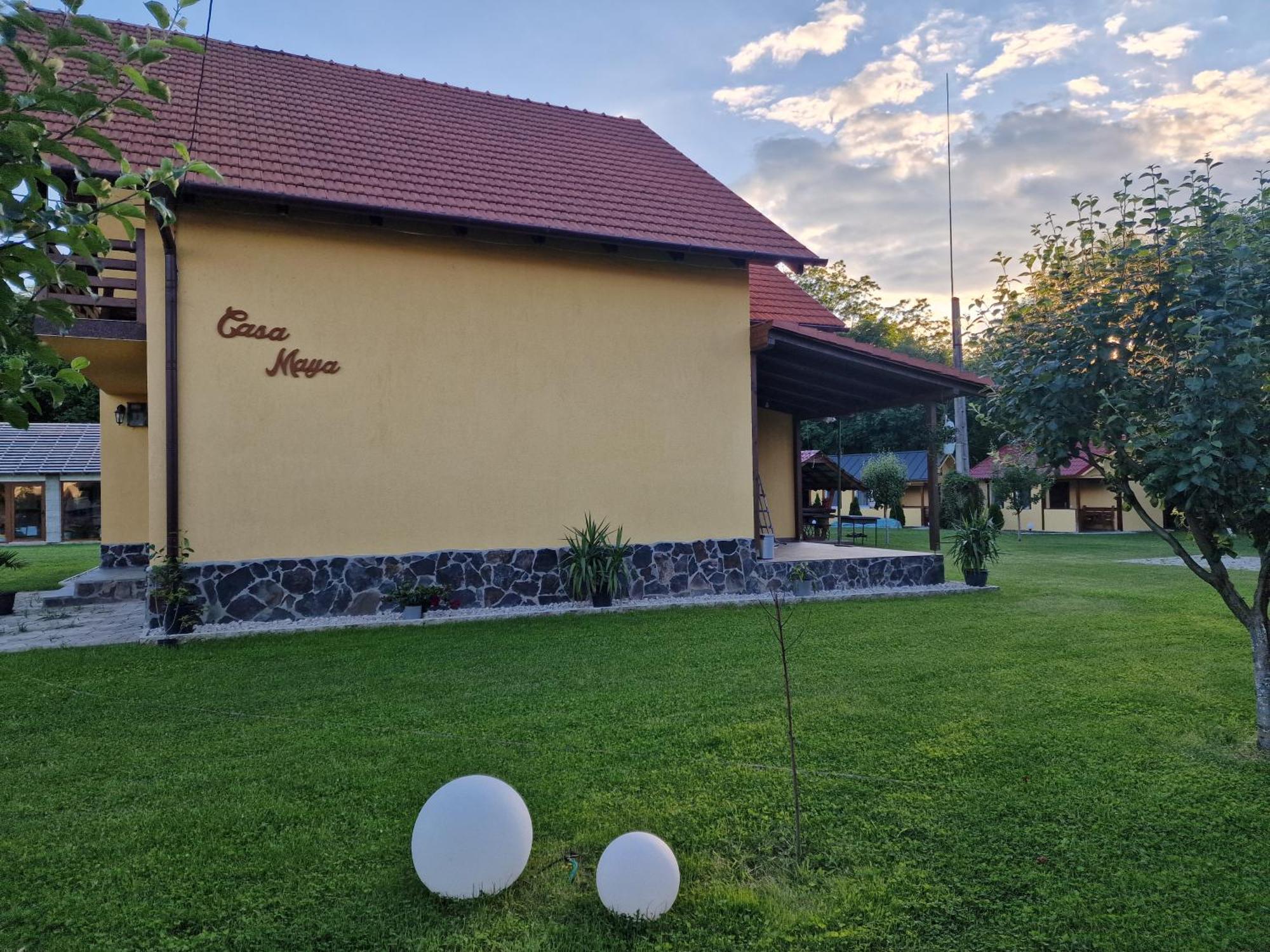 Casa Maya Săsciori Екстериор снимка